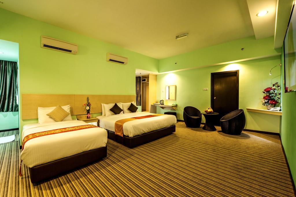 Thy Executive Hotel Johor Bahru Habitación foto